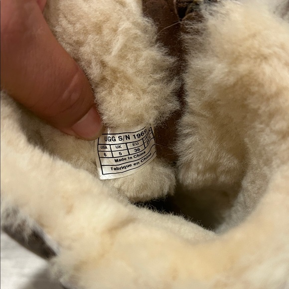 UGG Dark Brown Sheepskin-Lined Winter Boots - Picture 7 of 10